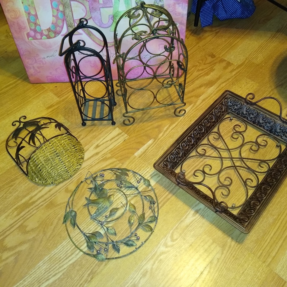 Wine rack n wall hanging